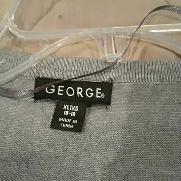 Sweater - Picture 3 of 5